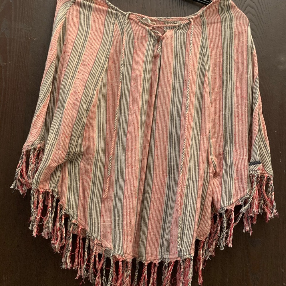 EUC Billabong Striped Fringe Top size Medium